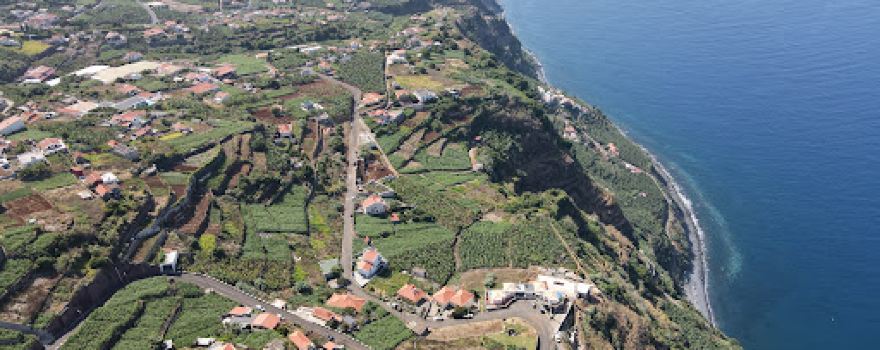Miradouro do Vale e Cova do Pico