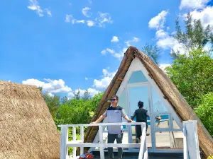 Linasin Trapsi Beach Resort