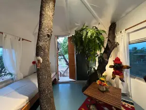 MARS Jungle Adventure Stud Farm with Private Jacuzzi