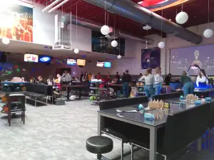 URKNALL Bowling-Billard-Bar + SPACE-CLUB Party- + Eventcenter