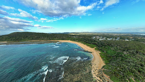 Bateau Bay Beach