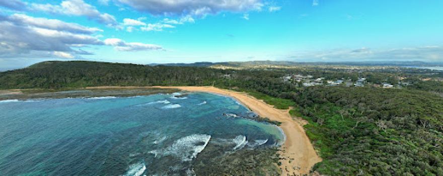 Bateau Bay Beach