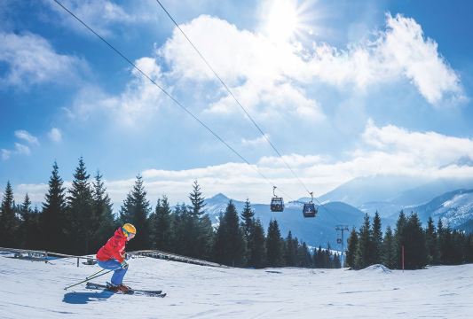 BACHLEDKA Ski & Sun