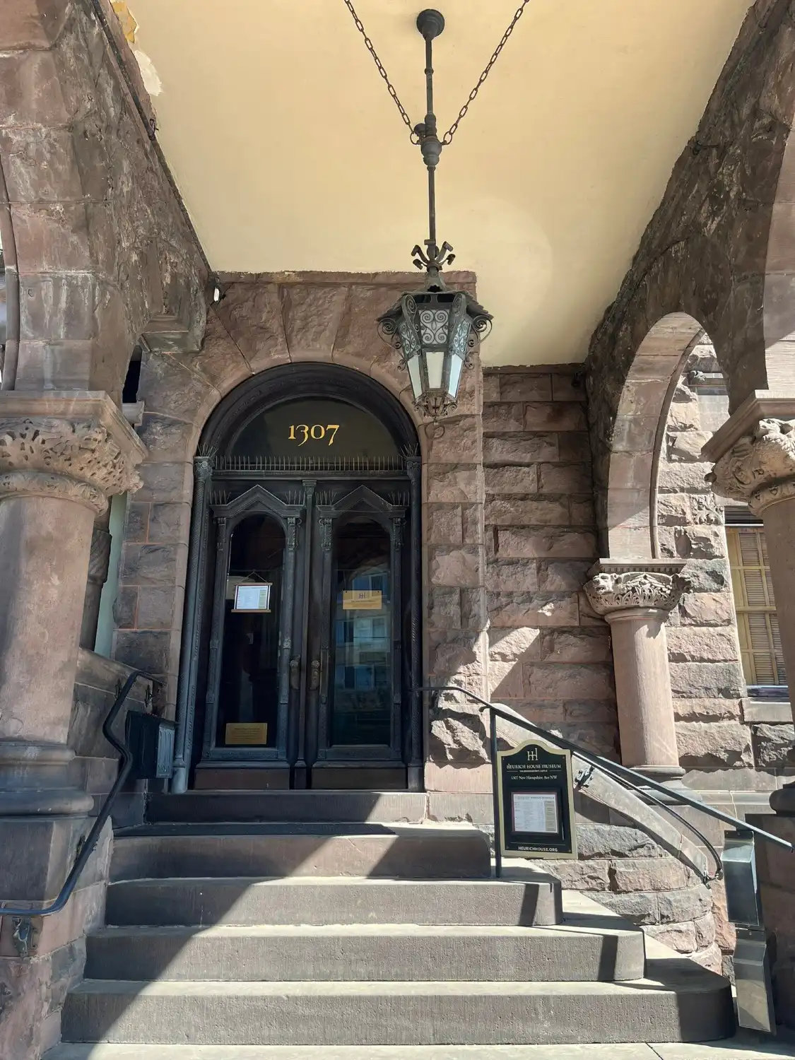 Hotels near Heurich House Museum