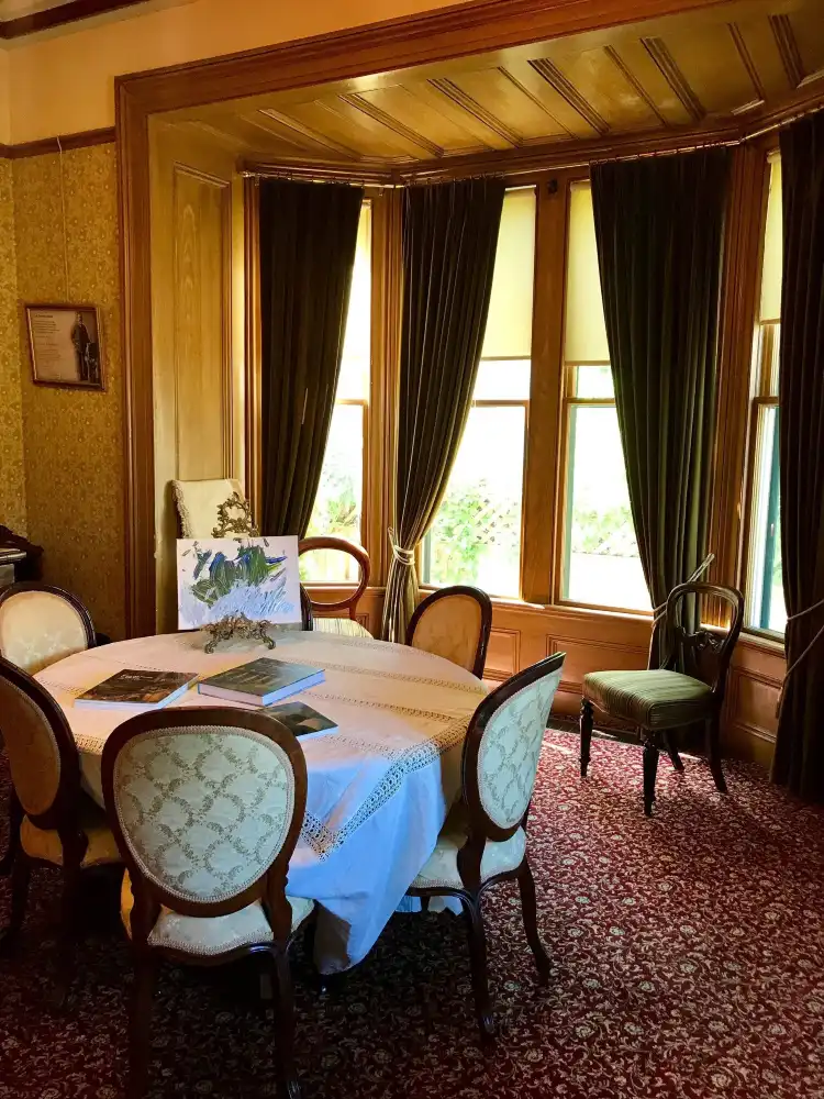 Hotels near Carr House National Historic Site