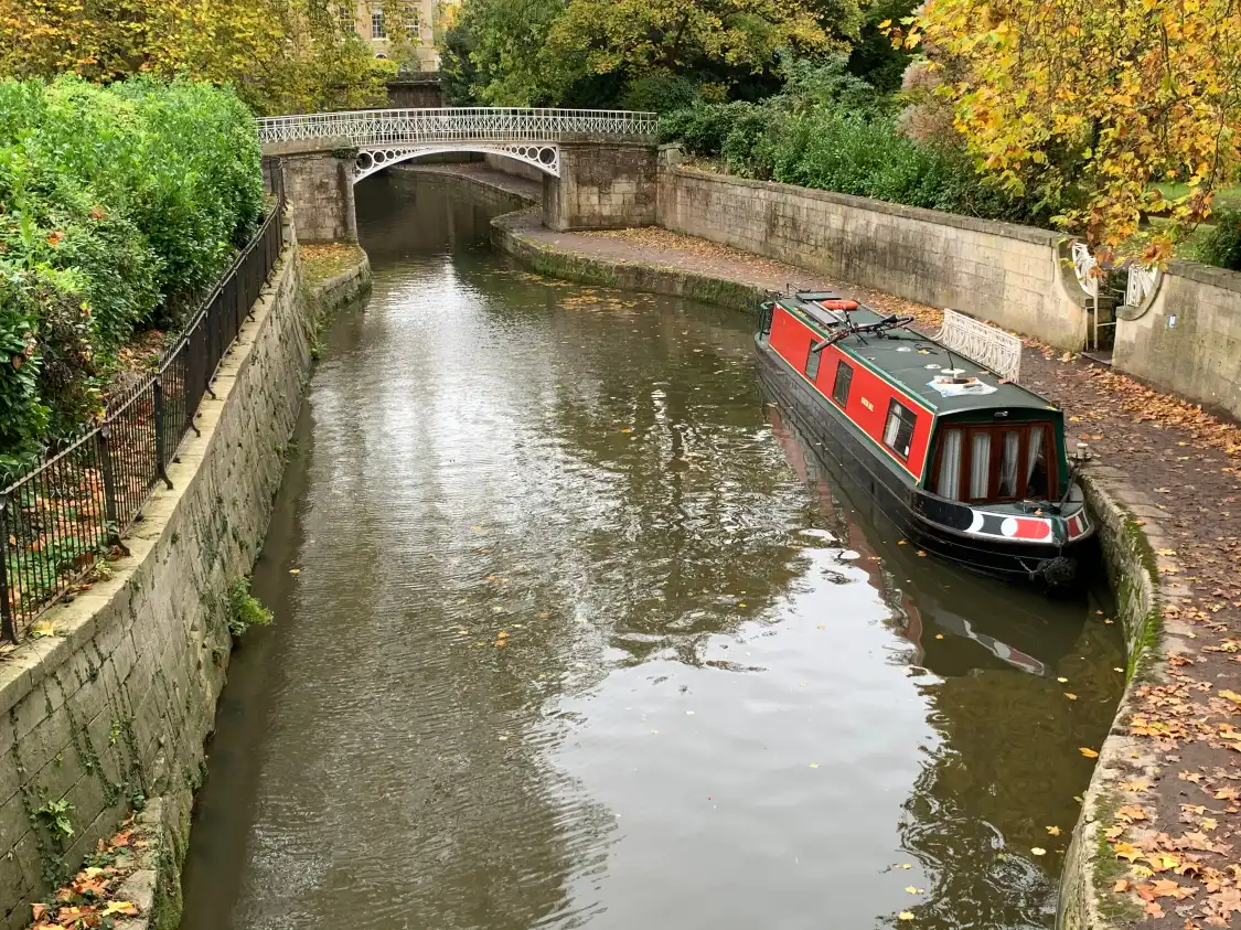 Hotels near Sydney Gardens