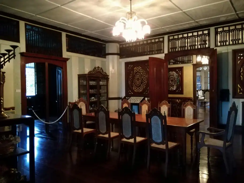 Hotels near Balay ni Tana Dicang