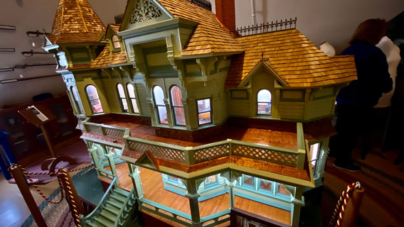 Shelton McMurphey Johnson House