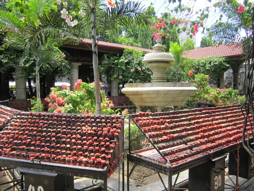 Hotels near Archdiocesan Shrine of Santo Niño Parish Church