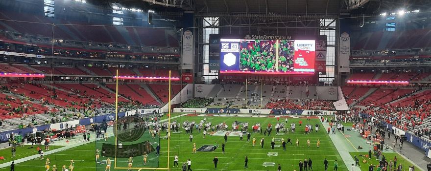 ステートファーム・スタジアム