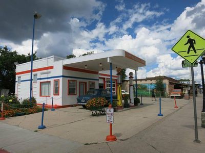 Pete's Route 66 Gas Station Museum