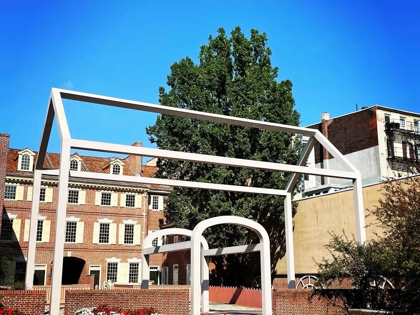 Hotels near Benjamin Franklin Museum