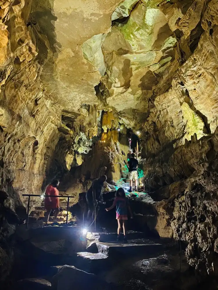 Hotels in Hart County