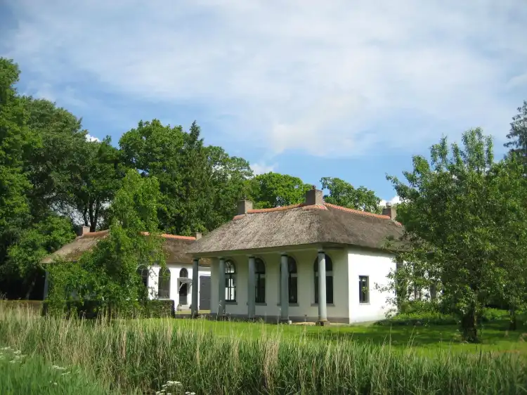 Hotels near Oude Stadsbegraafplaats