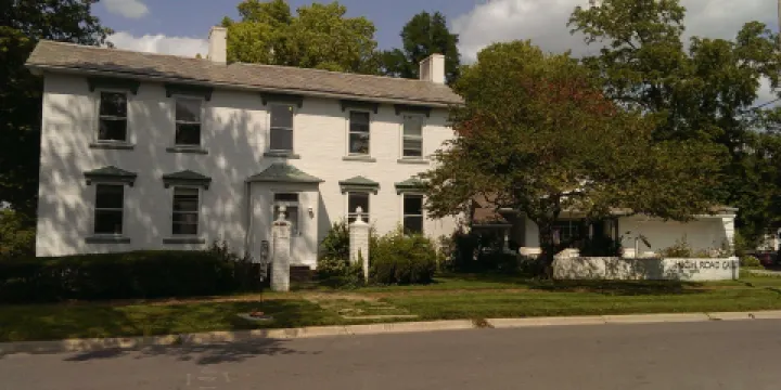 High Road Gallery and Studios