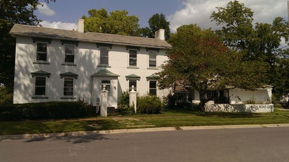 High Road Gallery and Studios
