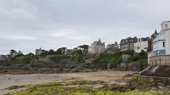 Plage de Saint-Enogat