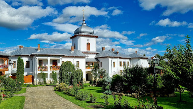 Văratec Monastery
