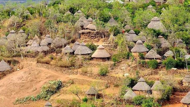 Omo Valley Tribal Guide