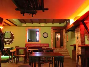 Lucky Pub