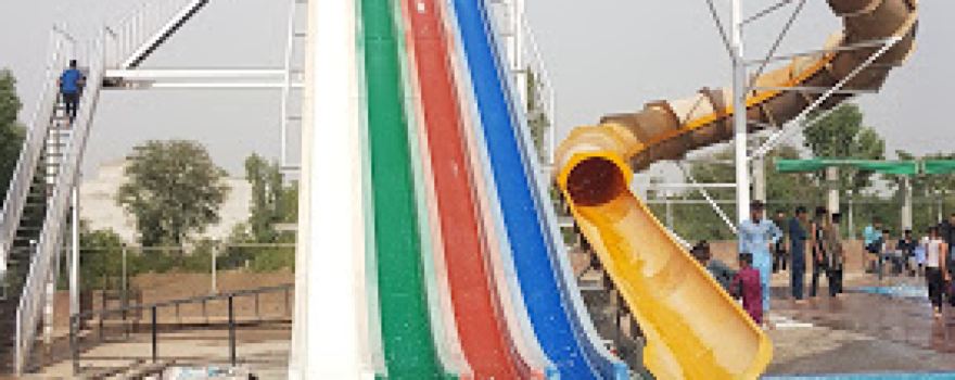 Splash Water Park Mandi Bahaudin