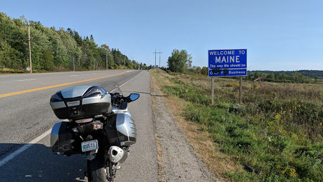 Maine, State Line Sign