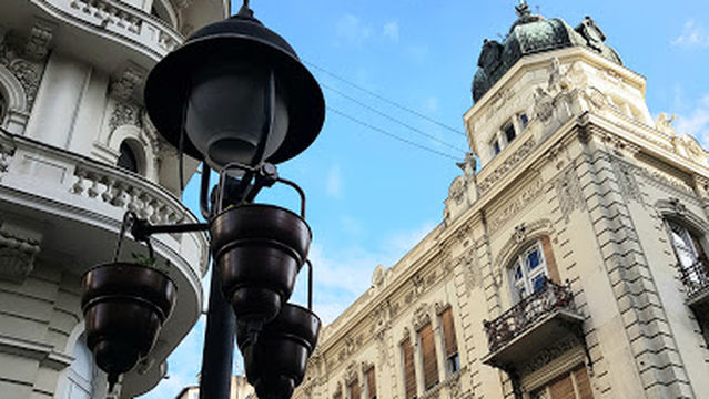 Kuća izdavača i knjižara Gece Kona