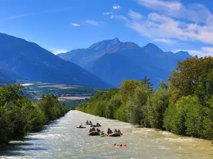 Acquaterra Rafting