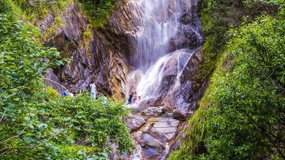 Longteng Waterfall