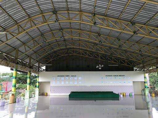 Wisata Puncak Meranti