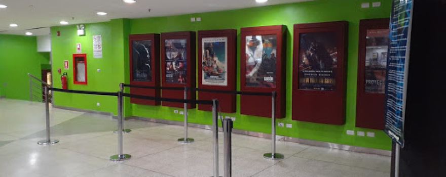Plató cinemas Unimall