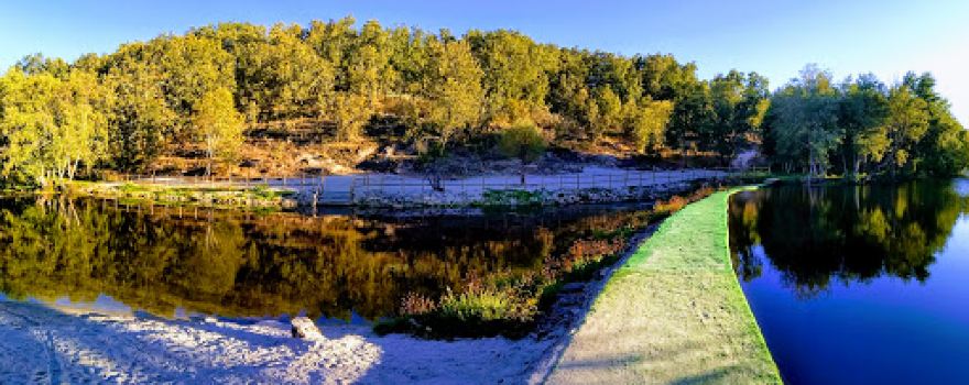 River beach Rapoula do Côa