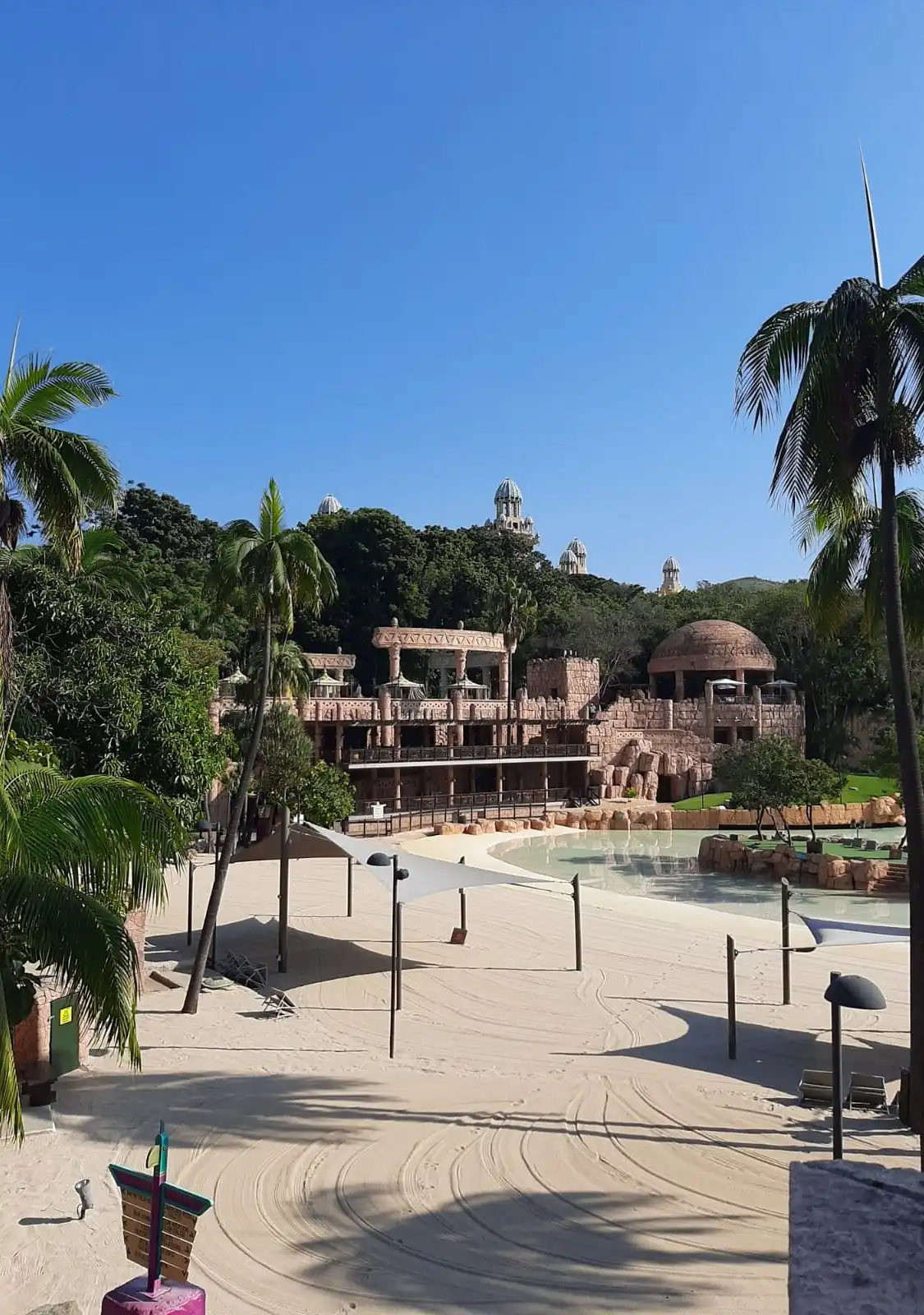 鄰近波濤谷的酒店