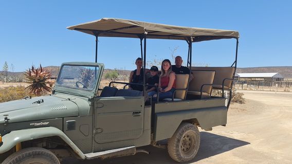 Chandelier Game Lodge