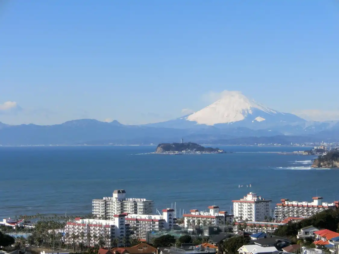 Hotels near Hiroyama Park