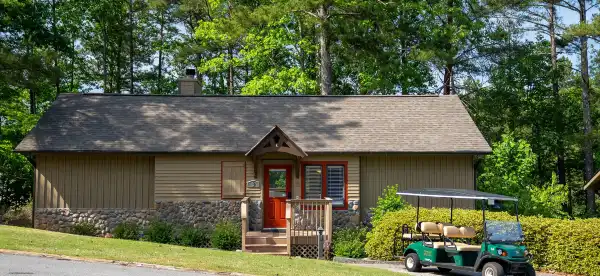 Hotels in Hall County
