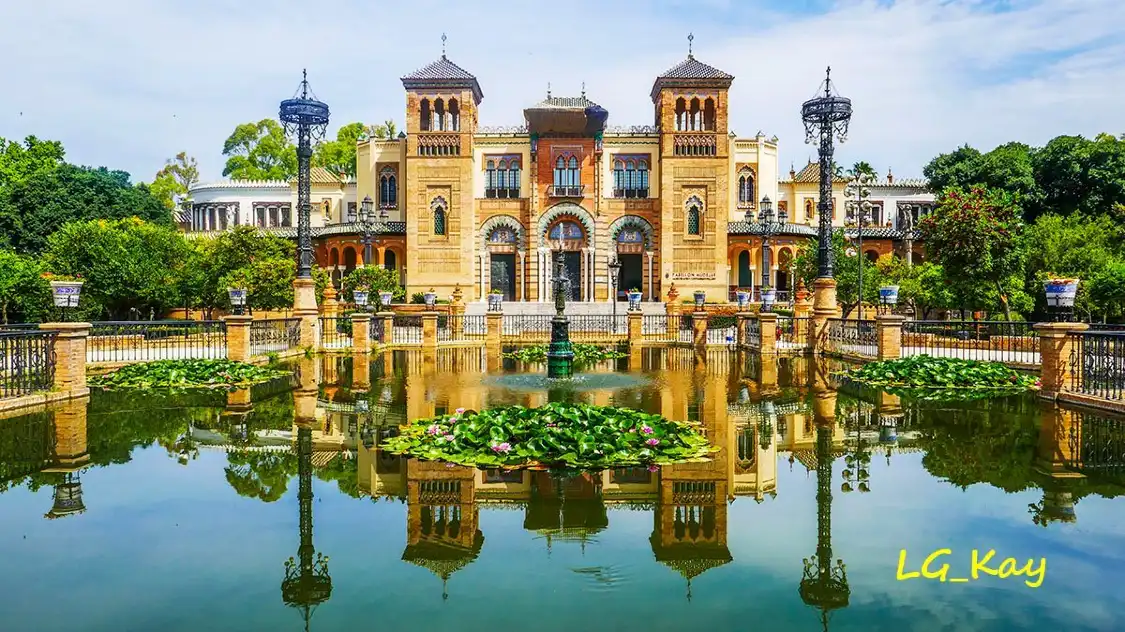 Các khách sạn gần Museo de Artes y Costumbres Populares