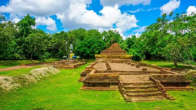 Hotels near Wiang Kum Kam