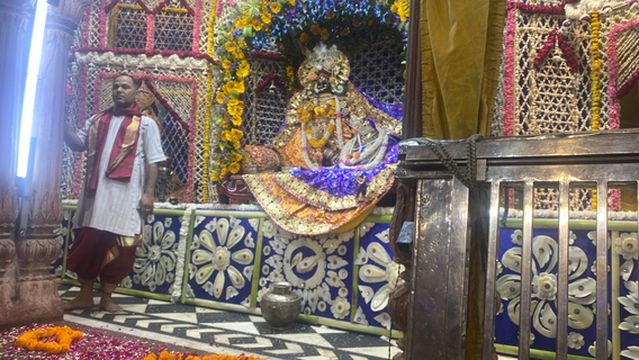 Shri Radhavallabh Lal Ji Temple, Vrindavan
