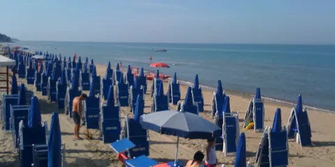 Blue Bay - Stabilimento Balneare Anzio