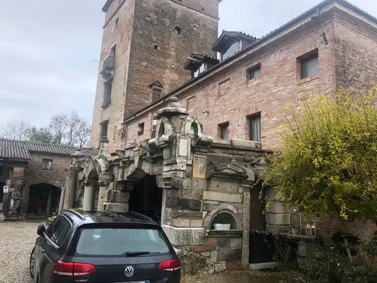 Hotel in zona Parrocchia di S. Maria di Camisano - Chiesa S. Maria del Rosario