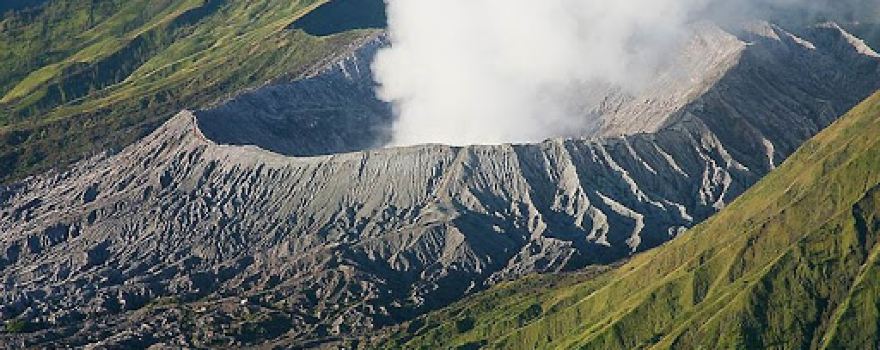 Musholla Diatas Awan Penanjakan Bromo