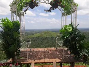 Gunung Mayang