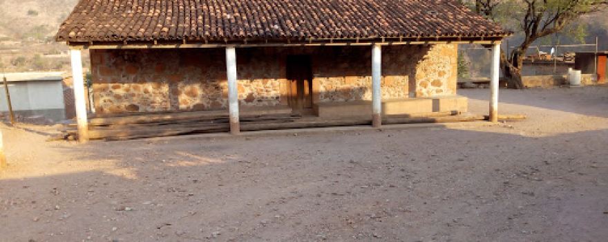 Casa Real De La Tribu Cora