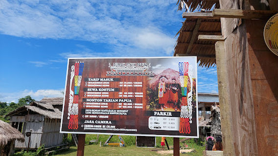 Traditional Papuan Houses and Museum