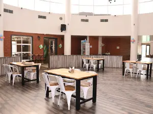 Vrindavan Club House Restaurant & BAR