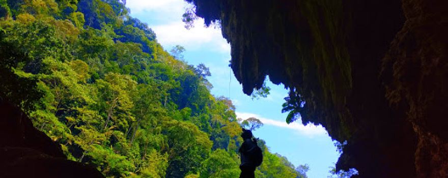 Cueva Las Caicas.