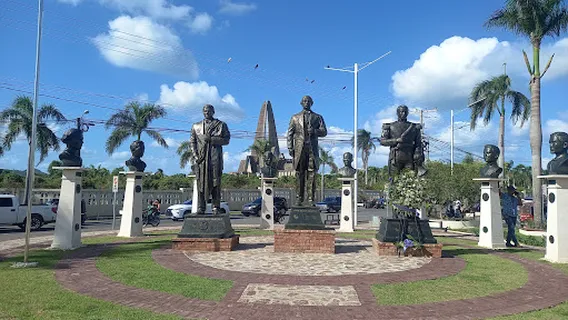 Las Tres Cruces Park