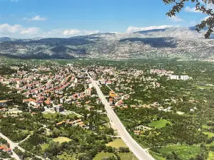 Uluborlu Kalesi