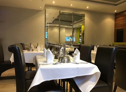 Delhi Deluxe Indian Restaurant